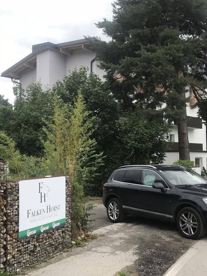 Falken Horst Lienz Eksteriør bilde